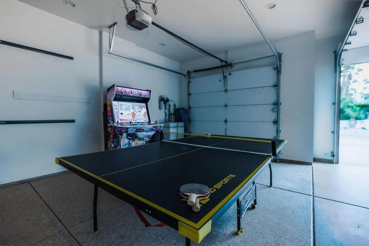 Exclusive, Upscale Palm Springs Estate With 5-Star Amenities Villa 0*,