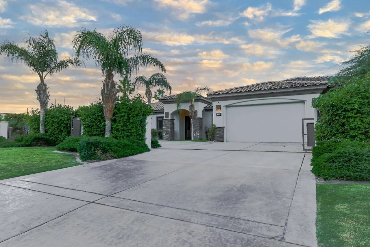 Exclusive, Upscale Palm Springs Estate With 5-Star Amenities Villa 0*,  United States